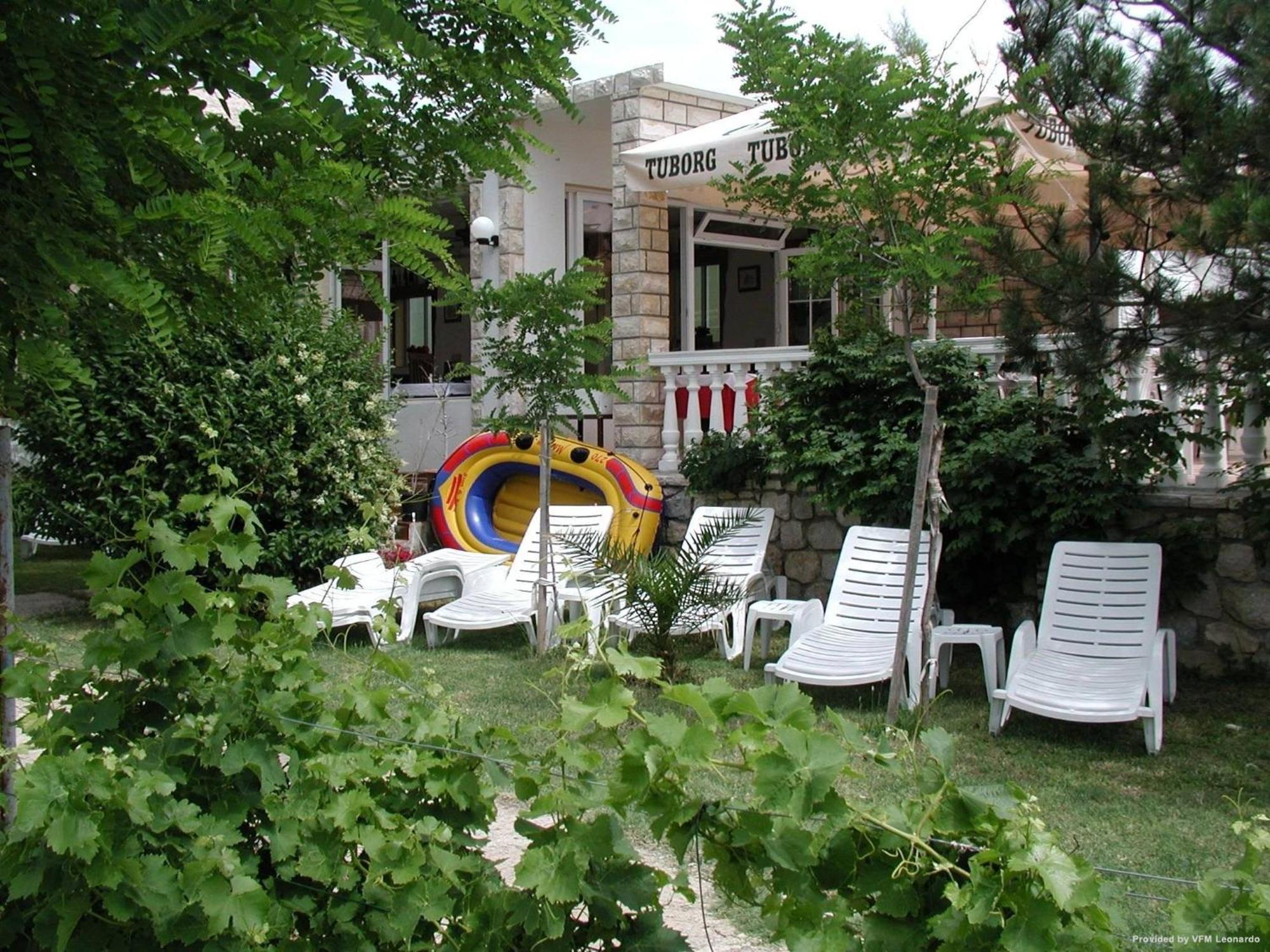 Tonino Apartments Pag Town Eksteriør billede